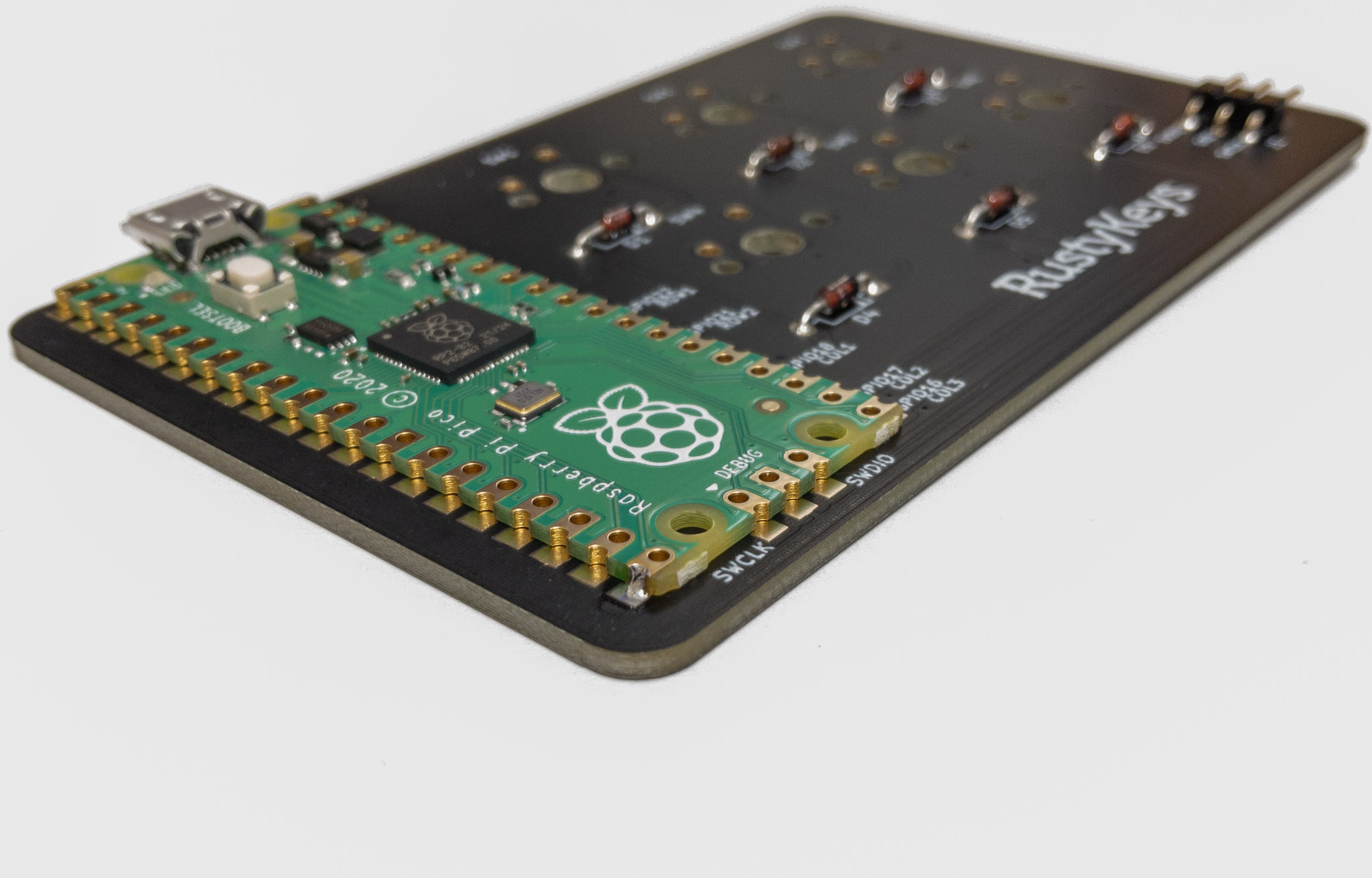 20番ピンをはんだ付けして仮止め